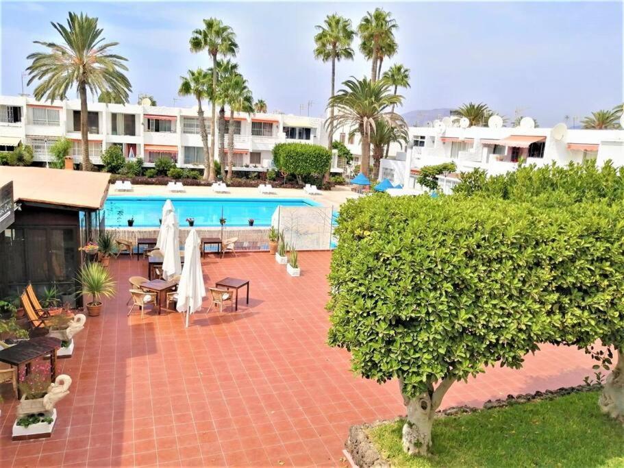 Cozy One Bedroom Apartment With Spacious Terrace. Pool And Garden View طوستا ديل سيلونثيو المظهر الخارجي الصورة
