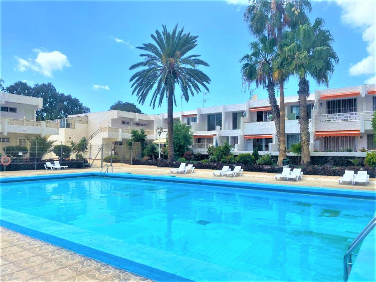Cozy One Bedroom Apartment With Spacious Terrace. Pool And Garden View طوستا ديل سيلونثيو المظهر الخارجي الصورة